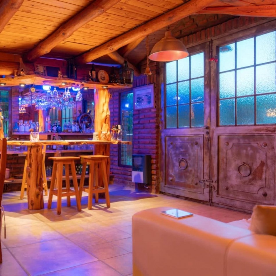 Venta de 2 viviendas en barrio Ruca Hue, San Martin de los Andes, Neuquen