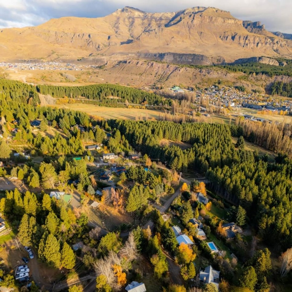 Venta de 2 viviendas en barrio Ruca Hue, San Martin de los Andes, Neuquen