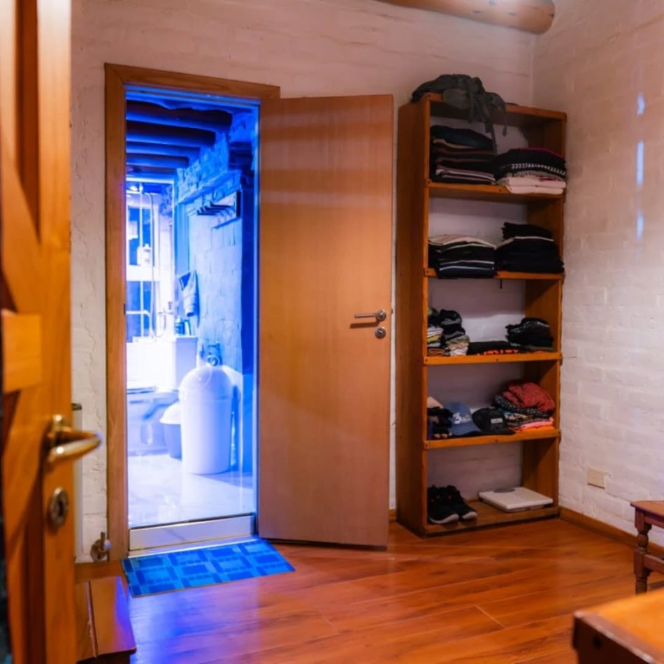 Venta de 2 viviendas en barrio Ruca Hue, San Martin de los Andes, Neuquen