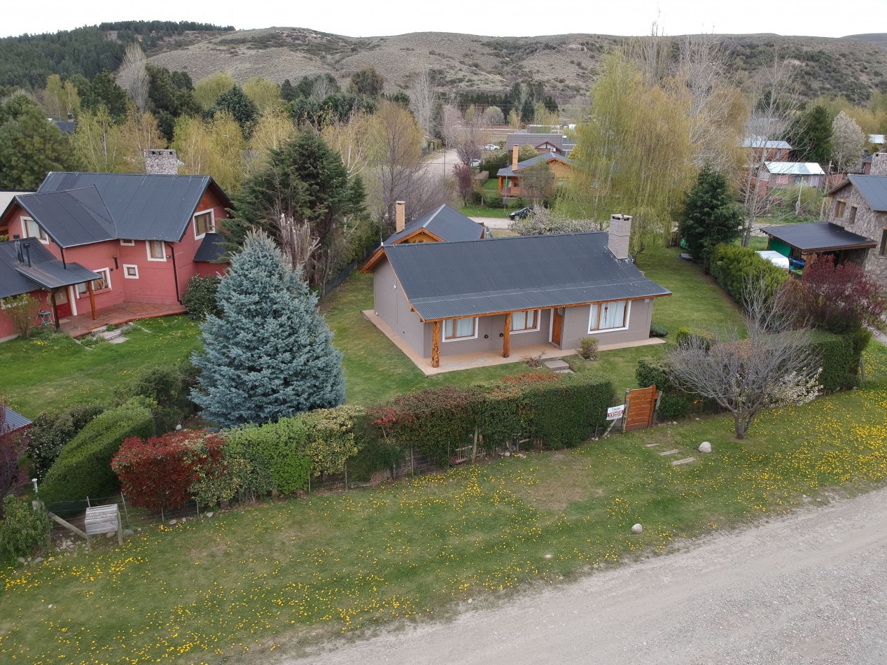 Casa 3 dormitorios a pasos del Rio Chimehuin en Junin de los Andes, Neuquen