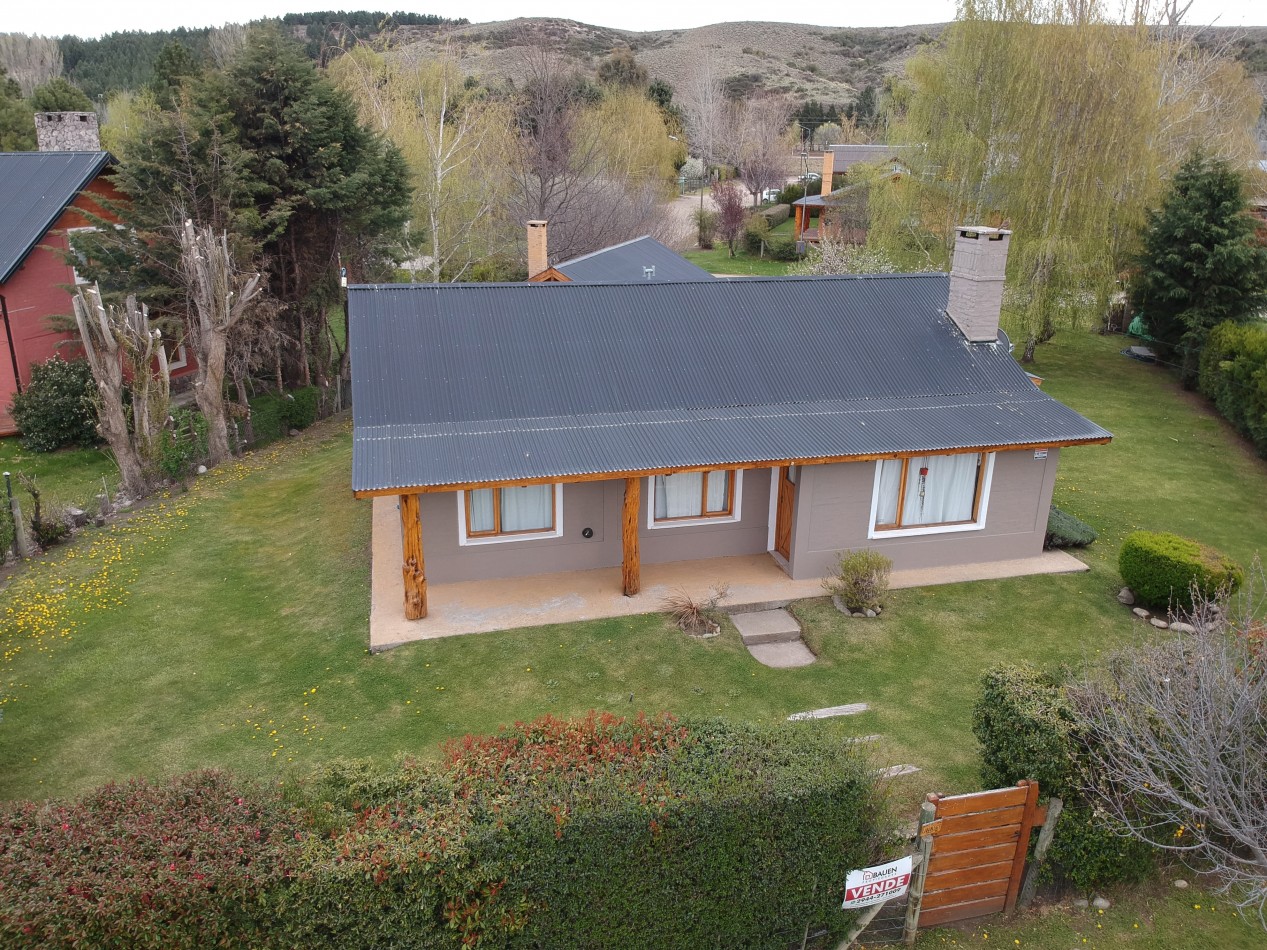 Casa 3 dormitorios a pasos del Rio Chimehuin en Junin de los Andes, Neuquen