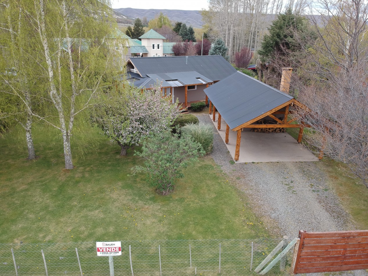 Casa 3 dormitorios a pasos del Rio Chimehuin en Junin de los Andes, Neuquen