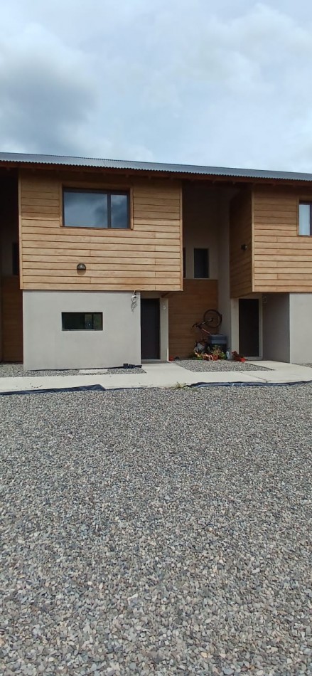 Espectacular duplex 2 dormitorios en Barrio El Hipico Junin de los Andes, Neuquen