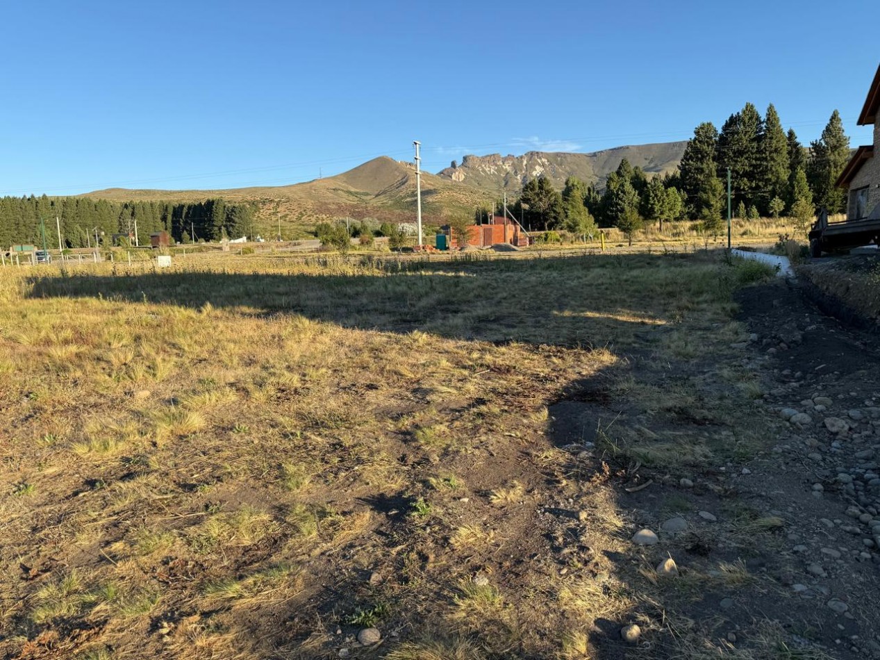 LOTE COMERCIAL FRENTE A LA RUTA 