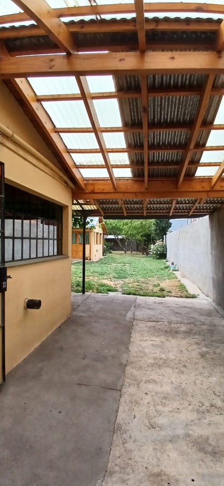 Hemosa casa centrica 3 dormitorios con quincho en Junin de los Andes, Neuquen