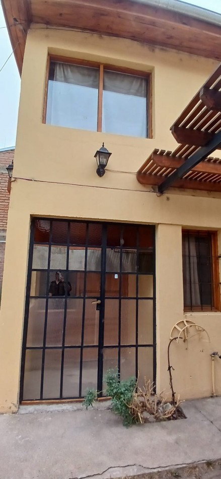 Hemosa casa centrica 3 dormitorios con quincho en Junin de los Andes, Neuquen