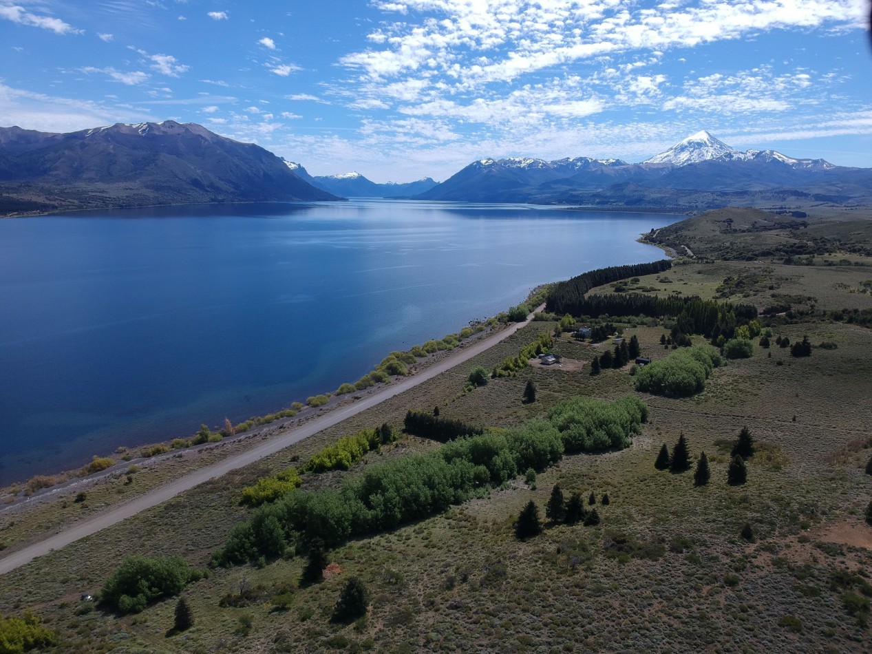 Hermoso Terreno en esquina cerca del Lago Huechulafquen, Junin de los Andes, Neuquen
