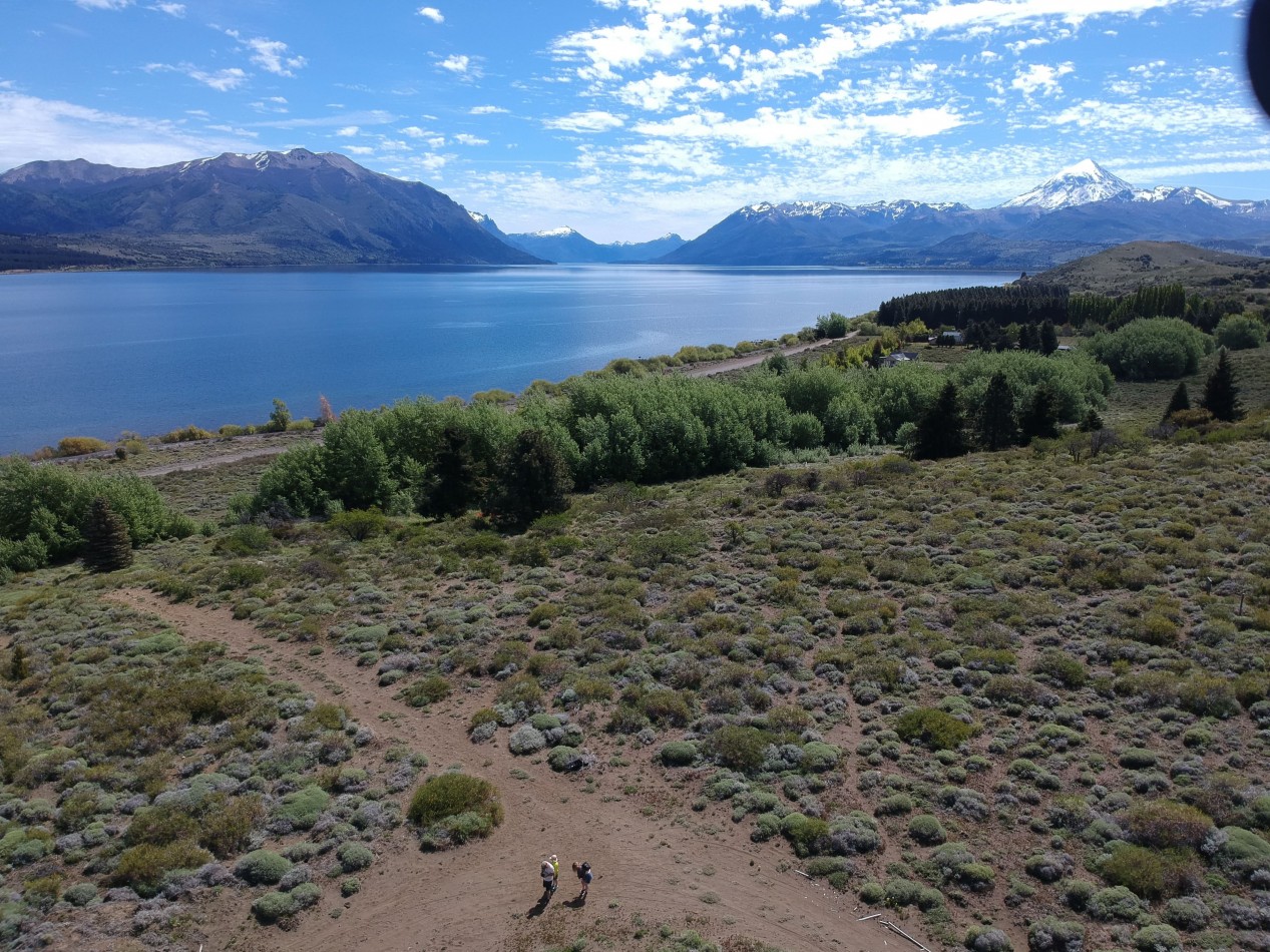 Hermoso Terreno en esquina cerca del Lago Huechulafquen, Junin de los Andes, Neuquen