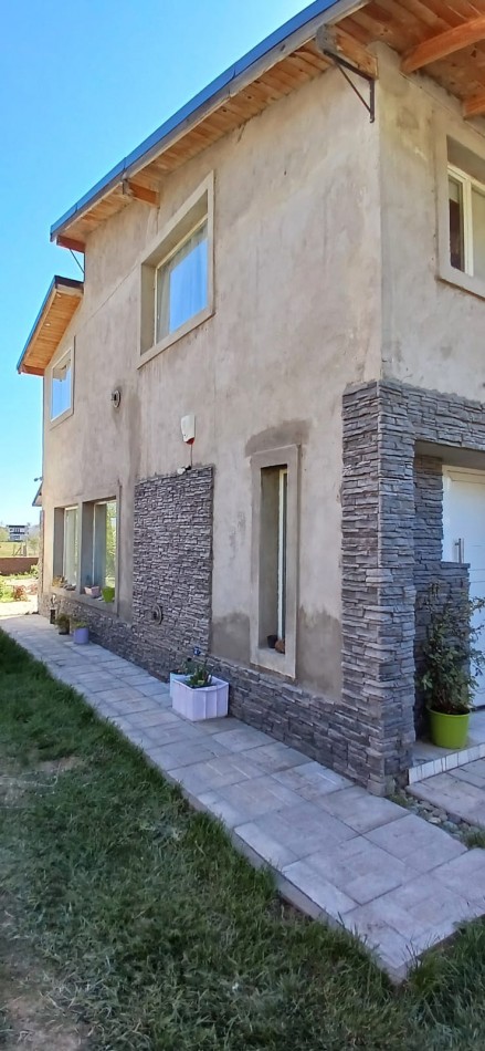 Gran Casa en venta Loteo America 2 dormitorios Junin de los Andes, Neuquen