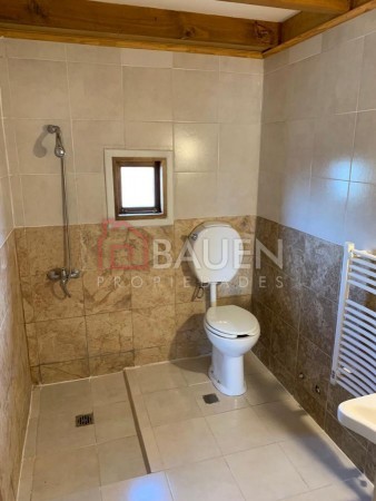 OPORTUNIDAD  Excelente Casa en B° Las Marias del Valle