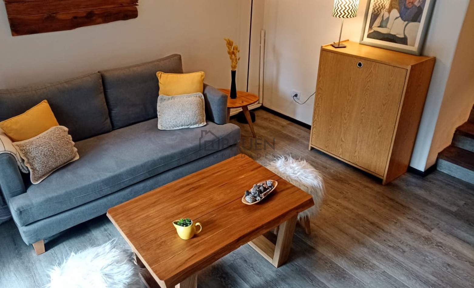 Departamento tipo duplex amoblado a pocas cuadras del centro