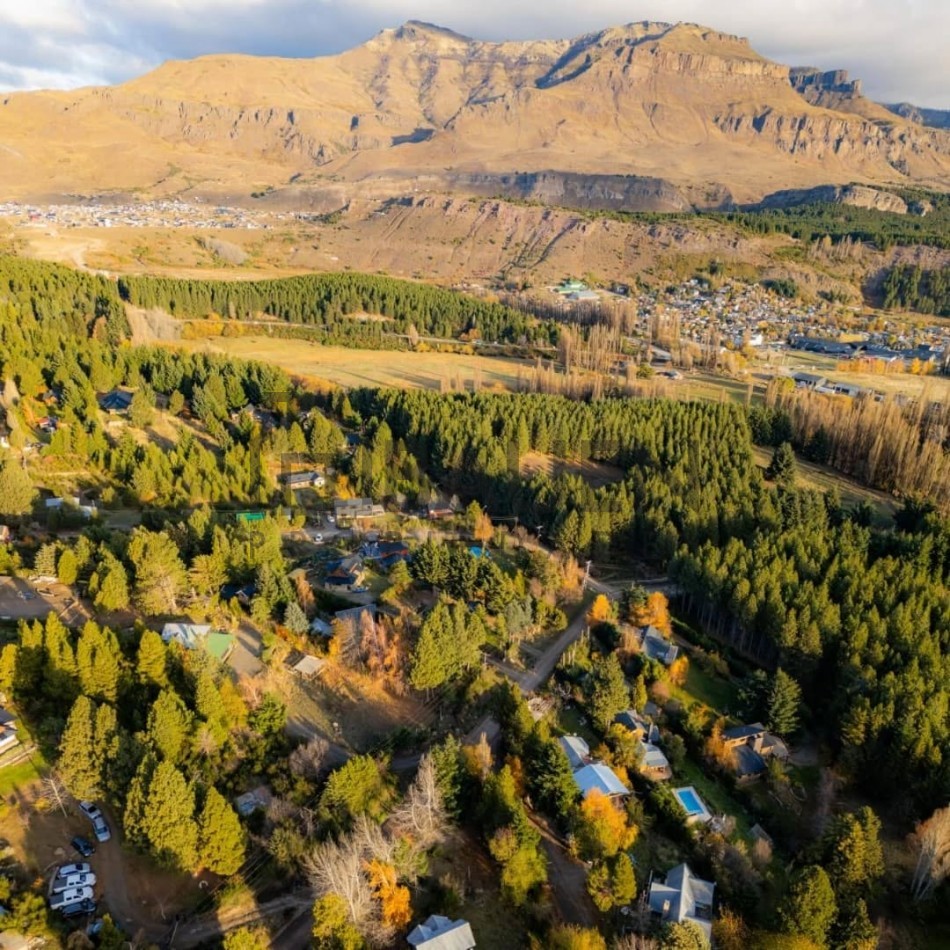 Venta de 2 viviendas en barrio Ruca Hue, San Martin de los Andes, Neuquen