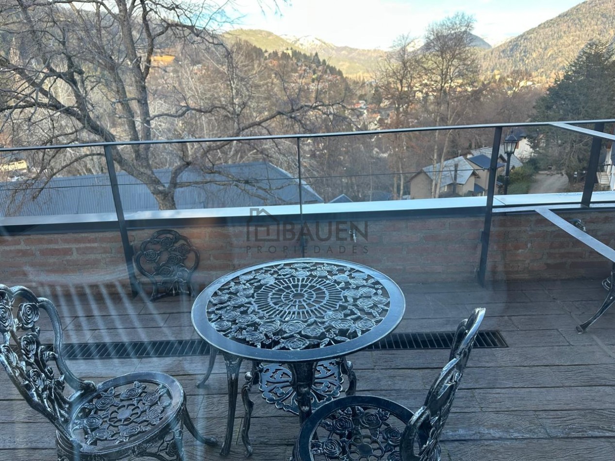 Exclusivo departamento amoblado con vista a la montaña