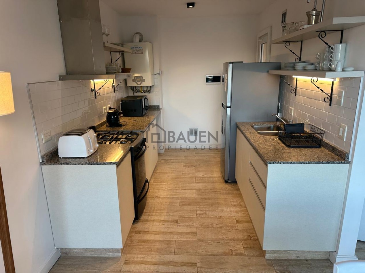 Exclusivo departamento amoblado con vista a la montaña